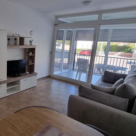 Apartmani Sunce I More Premantura Eksteriør bilde