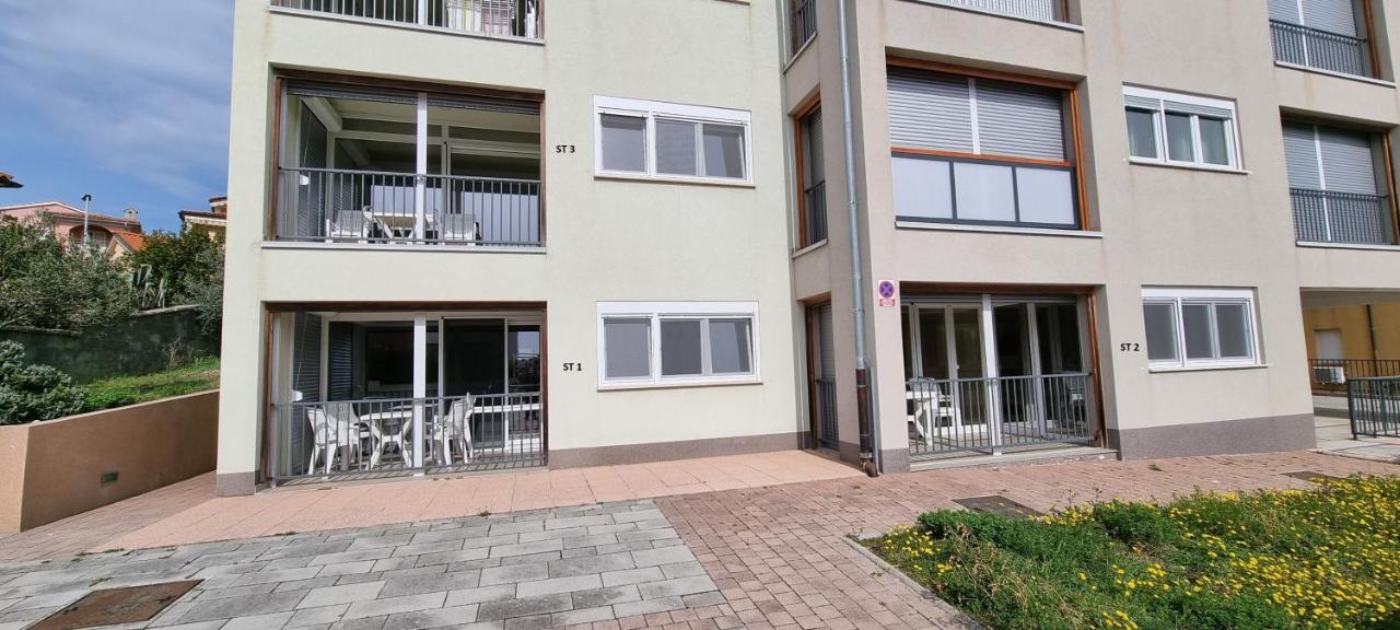 Apartmani Sunce I More Premantura Eksteriør bilde