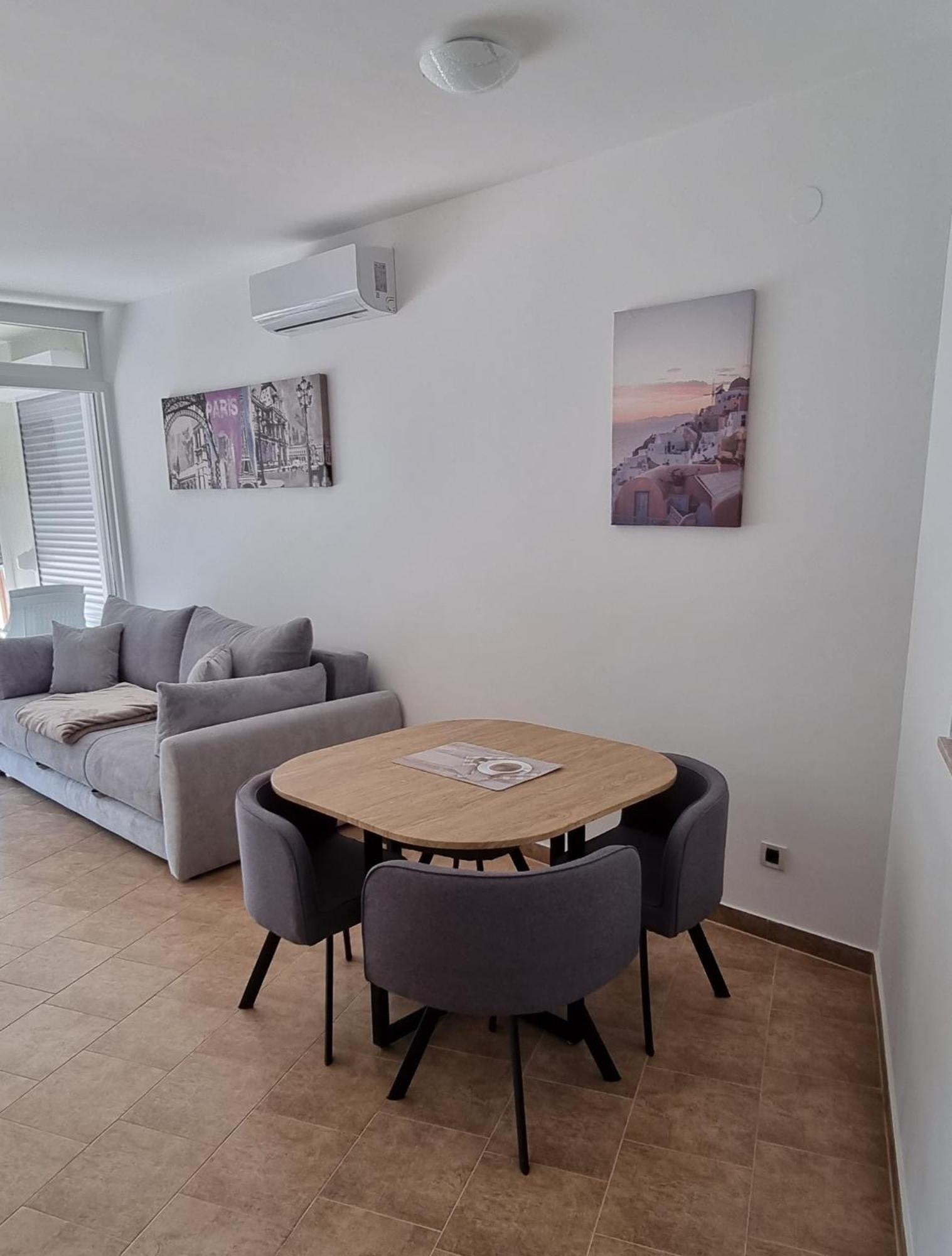 Apartmani Sunce I More Premantura Eksteriør bilde